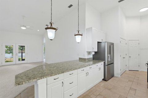 House in Port Orange, Florida 3 bedrooms, 156.17 sq.m. № 2110935 - photo 29
