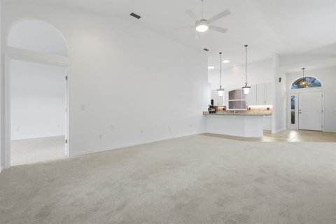 House in Port Orange, Florida 3 bedrooms, 156.17 sq.m. № 2110935 - photo 22