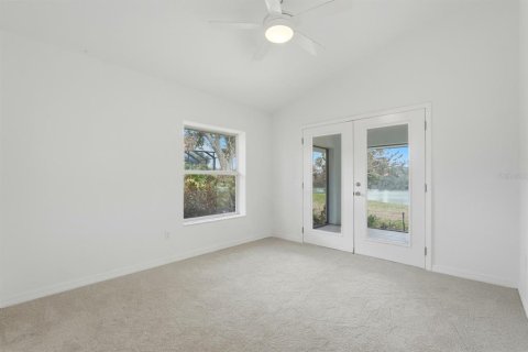 House in Port Orange, Florida 3 bedrooms, 156.17 sq.m. № 2110935 - photo 25