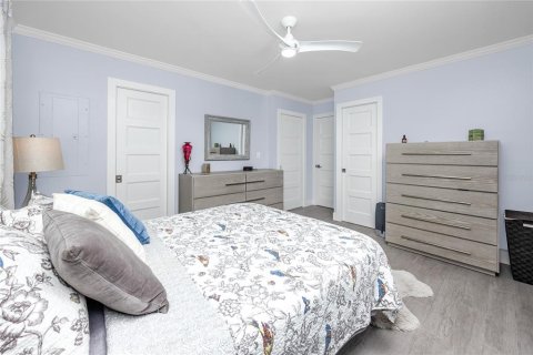 House in Largo, Florida 3 bedrooms, 107.77 sq.m. № 1898866 - photo 26