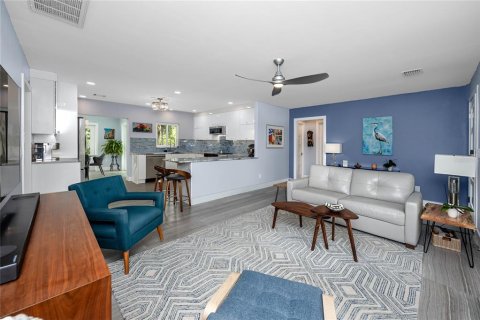 Villa ou maison à vendre à Largo, Floride: 3 chambres, 107.77 m2 № 1898866 - photo 8