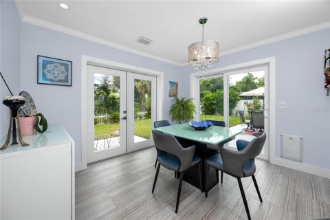 House in Largo, Florida 3 bedrooms, 107.77 sq.m. № 1898866 - photo 21