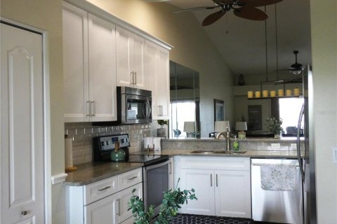 Copropriété à louer à Sarasota, Floride: 2 chambres, 131.36 m2 № 248811 - photo 4