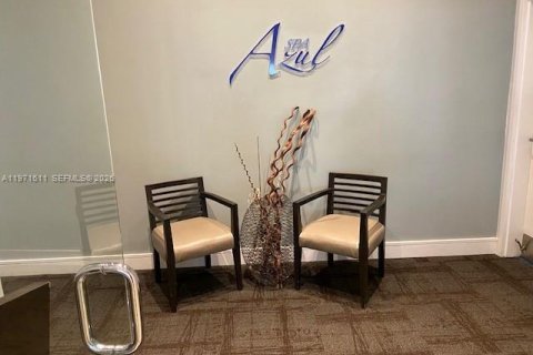 Condominio en venta en Doral, Florida, 1 dormitorio, 99.41 m2 № 2032893 - foto 14