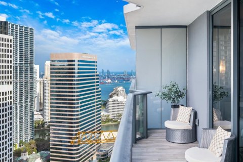 Condominio en alquiler en Miami, Florida, 1 dormitorio, 81.85 m2 № 2039904 - foto 18