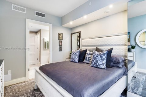 Condominio en alquiler en Miami, Florida, 1 dormitorio, 81.85 m2 № 2039904 - foto 13