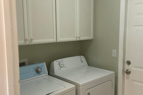Villa ou maison à louer à Port St. Lucie, Floride: 3 chambres, 151.62 m2 № 2244498 - photo 8