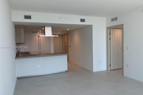 Купить кондоминиум в Майами, Флорида 1 спальня, 61.78м2, № 2067832 - фото 6