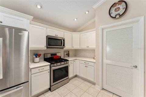 House in The Villages, Florida 3 bedrooms, 186.18 sq.m. № 1588785 - photo 30