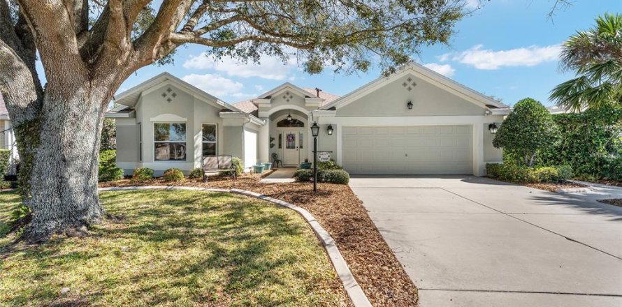 House in The Villages, Florida 3 bedrooms, 186.18 sq.m. № 1588785