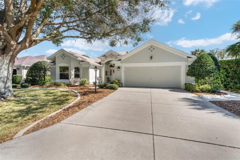 House in The Villages, Florida 3 bedrooms, 186.18 sq.m. № 1588785 - photo 4