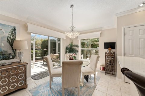 House in The Villages, Florida 3 bedrooms, 186.18 sq.m. № 1588785 - photo 13