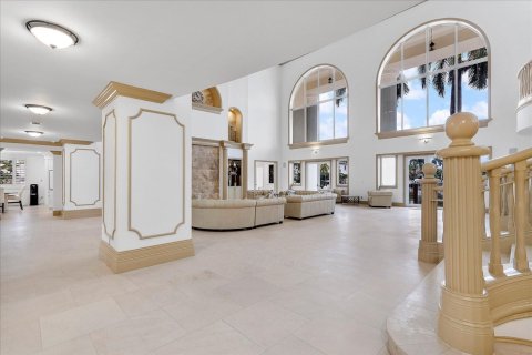 Villa ou maison à vendre à Fort Lauderdale, Floride: 6 chambres, 1520.9 m2 № 2147292 - photo 15