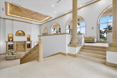 Villa ou maison à vendre à Fort Lauderdale, Floride: 6 chambres, 1520.9 m2 № 2147292 - photo 9