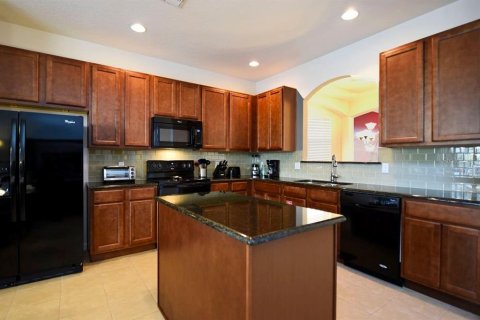 Villa ou maison à vendre à Davenport, Floride: 6 chambres, 267.19 m2 № 2419285 - photo 5