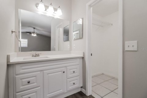 Villa ou maison à louer à Orlando, Floride: 3 chambres, 153.47 m2 № 2419627 - photo 10