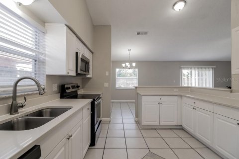 Villa ou maison à louer à Orlando, Floride: 3 chambres, 153.47 m2 № 2419627 - photo 7