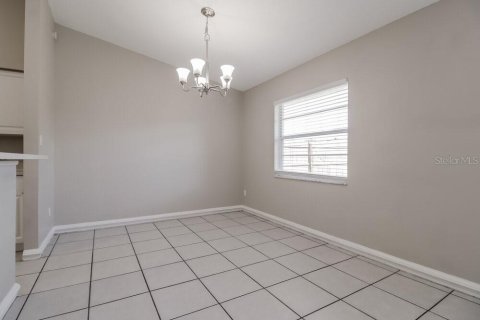 Villa ou maison à louer à Orlando, Floride: 3 chambres, 153.47 m2 № 2419627 - photo 5