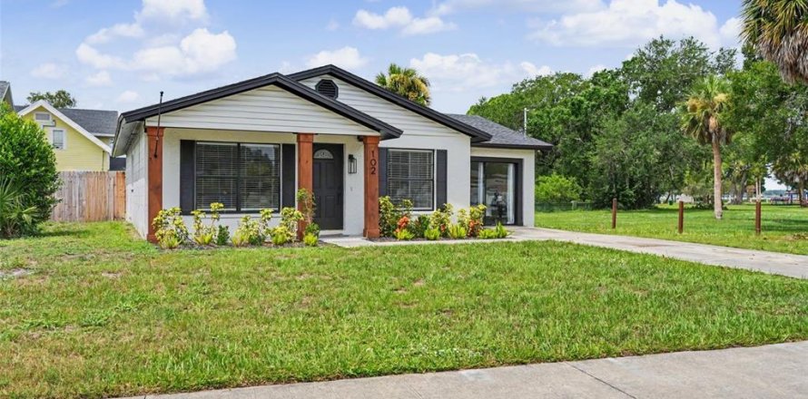 House in Oldsmar, Florida 3 bedrooms, 131.55 sq.m. № 2258743