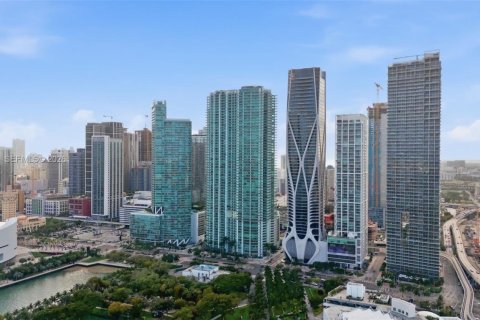 Condo in Miami, Florida, 2 bedrooms  № 2189952 - photo 8