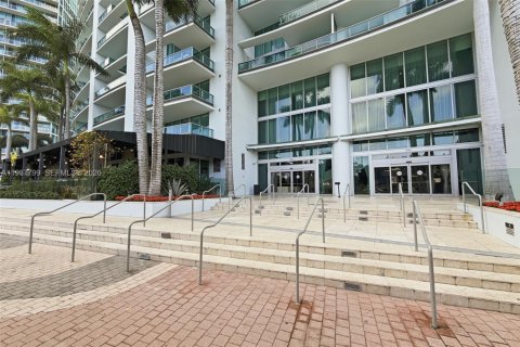 Condo in Miami, Florida, 2 bedrooms  № 2189952 - photo 4