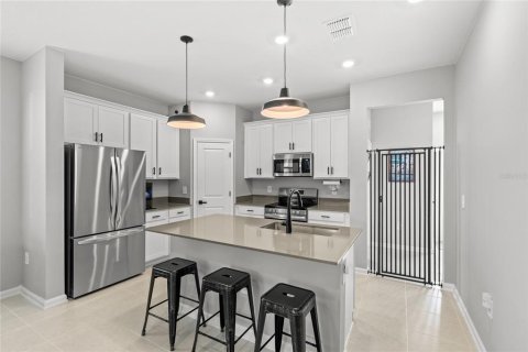 Casa en venta en Clermont, Florida, 4 dormitorios, 178.28 m2 № 1918380 - foto 10