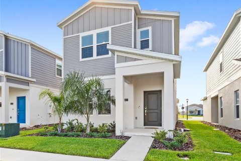 Casa en venta en Clermont, Florida, 4 dormitorios, 178.28 m2 № 1918380 - foto 2