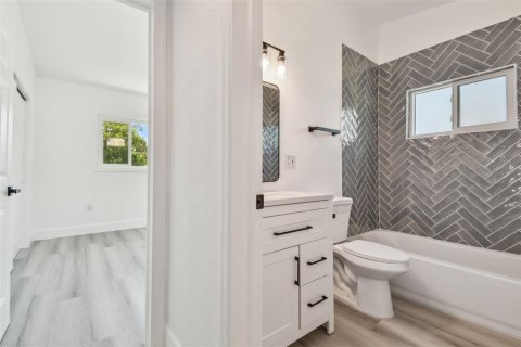 Villa ou maison à louer à Tarpon Springs, Floride: 3 chambres, 144.93 m2 № 1785384 - photo 22