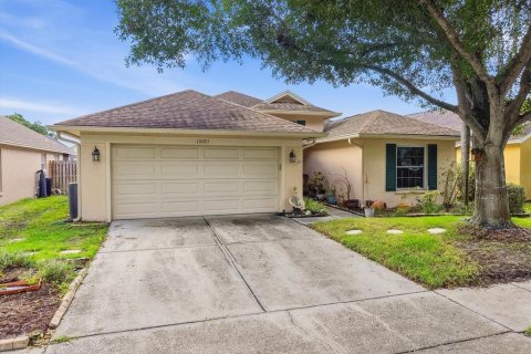 Casa en venta en Tampa, Florida, 4 dormitorios, 172.05 m2 № 2387400 - foto 3