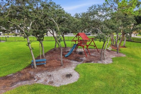 Casa en venta en Tampa, Florida, 4 dormitorios, 172.05 m2 № 2387400 - foto 9