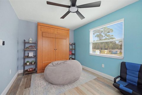 House in Hudson, Florida 3 bedrooms, 221.11 sq.m. № 2395847 - photo 29