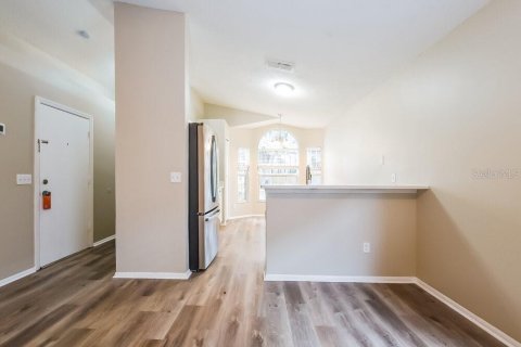 Casa en alquiler en Apopka, Florida, 3 dormitorios, 102.1 m2 № 1905190 - foto 5