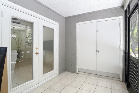 Купить таунхаус в Тампа, Флорида 8 комнат, 124.49м2, № 1904706 - фото 21