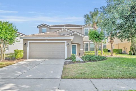 House in Davenport, Florida 6 bedrooms, 301.28 sq.m. № 2101518