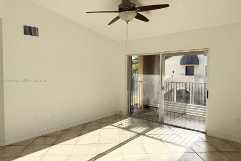 Condo in Miramar, Florida, 2 bedrooms  № 2043154 - photo 7