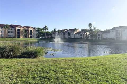 Condo in Miramar, Florida, 2 bedrooms  № 2043154 - photo 18