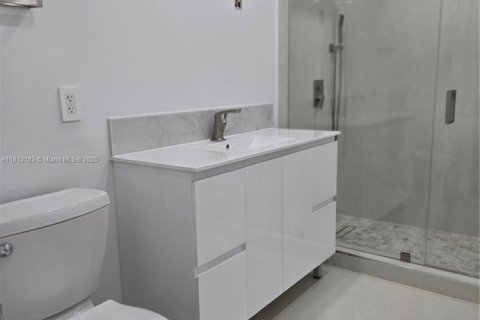 Villa ou maison à louer à Homestead, Floride: 2 chambres, 259.48 m2 № 1755941 - photo 21