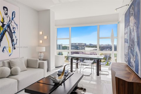 Condominio en alquiler en Miami Beach, Florida, 3 dormitorios, 194.72 m2 № 2153792 - foto 8