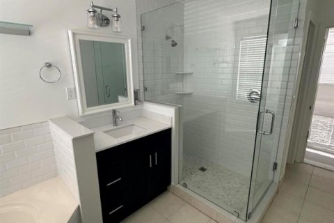 House in Sunrise, Florida 4 bedrooms, 240.25 sq.m. № 2189475 - photo 24