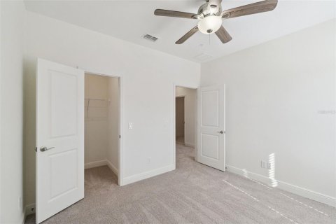 Adosado en venta en Orlando, Florida, 3 dormitorios, 164.99 m2 № 2142913 - foto 17