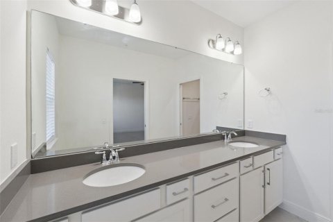 Adosado en venta en Orlando, Florida, 3 dormitorios, 164.99 m2 № 2142913 - foto 12