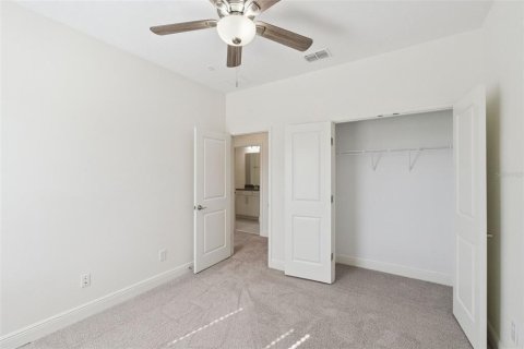 Adosado en venta en Orlando, Florida, 3 dormitorios, 164.99 m2 № 2142913 - foto 15