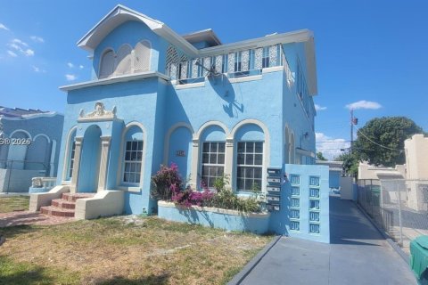 Villa ou maison à louer à Miami, Floride: 1 chambre, 441.66 m2 № 1889129 - photo 5