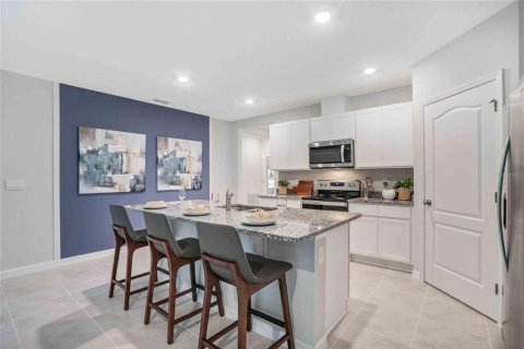 Casa en venta en Kissimmee, Florida, 4 dormitorios, 169.83 m2 № 1856709 - foto 5