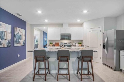 Casa en venta en Kissimmee, Florida, 4 dormitorios, 169.83 m2 № 1856709 - foto 3