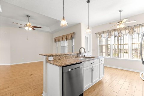 House in Summerfield, Florida 3 bedrooms, 181.62 sq.m. № 2212803 - photo 11