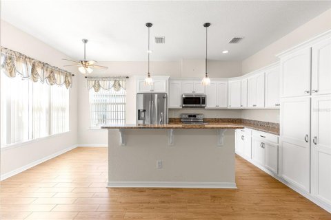 House in Summerfield, Florida 3 bedrooms, 181.62 sq.m. № 2212803 - photo 7