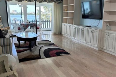Снять в аренду кондоминиум в Клируотер, Флорида 2 спальни, 93.55м2, № 2148851 - фото 6