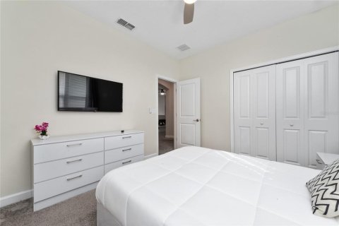 House in Kissimmee, Florida 5 bedrooms, 278.34 sq.m. № 1447386 - photo 23