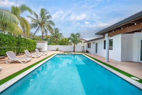 Villa ou maison à vendre à Miami, Floride: 4 chambres, 119.94 m2 № 1951268 - photo 15